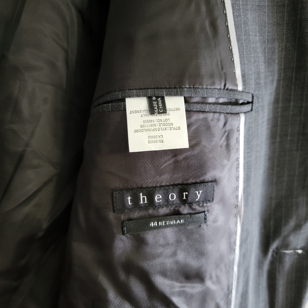 *NWT* Theory Waldorf Charcoal Stripe Two Button Coat Blazer Jacket, 44 Regular - Picture 6 of 10